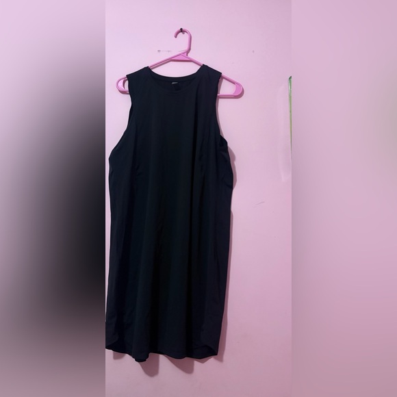 Hyba Dresses & Skirts - ⭐️Classic Sleeveless Black Shift Dress hyba